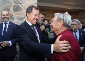 Velázquez felicita a los toledanos en el Día del Valle y a la Hermandad por los 400 años de la romería más emblemática de la ciudad
