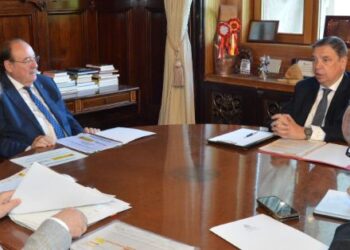 Luis Planas analiza con el presidente de Saeca las últimas líneas de ayudas al crédito para el sector agroalimentario