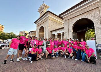 Medio centenar de cortadores de jamón han protagonizado según Manuel Serrano “un gran encuentro de solidaridad a favor de Acepain y de la investigación contra el cáncer”