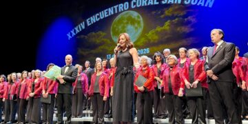 González de la Aleja pone en valor el trabajo del Orfeón de La Mancha, “gracias al cual hemos disfrutado un año más del Encuentro Coral por San Juan”