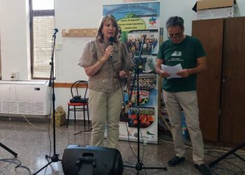Llanos Navarro clausura un curso del proyecto Hablamos que ayuda a los inmigrantes a integrarse gracias al aprendizaje del idioma