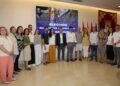 Manuel Serrano felicita a las tres parejas de Manchegos y Manchegas que representarán a la Feria de Albacete 2026 y serán grandes embajadores de nuestras señas de identidad