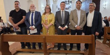 Cabañero celebra en Lezuza la recuperación de un órgano histórico que vuelve a sonar “gracias al esfuerzo, la ilusión y el compromiso de todo un pueblo”