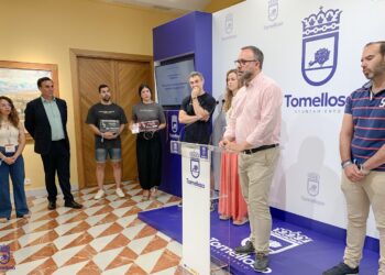 Navarro reafirma el compromiso municipal con el deporte y la solidaridad en la entrega de la recaudación del Throwdown 2026 a Kirira y La Sonrisa de María