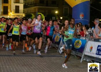 Yisheng Zhou y Sara María Toledo consiguen el triunfo en los 10k Nocturnos Villa de San Clemente