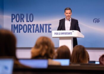 El PP tacha de “vergüenza” que se intente justificar que Zapatero “no tenga que declarar las joyas”