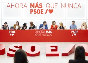 El PSOE mantiene su «apoyo» y «confianza» en Zapatero tras su declaración en la Audiencia Nacional