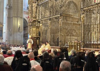 Don Francisco Cerro: “La Eucaristía es sacramento de comunión”