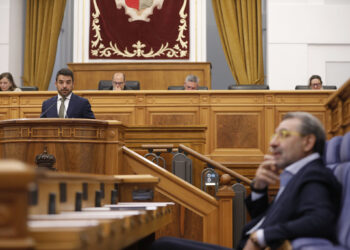 VOX retrata al Gobierno de Page: «No puede destinarse un solo euro a centros de MENAS mientras haya alumnos en barracones»    