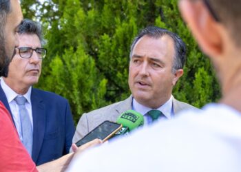  David Moreno defiende el Plan Nacional del Agua de VOX para acabar con las guerras territoriales y el abandono del sector primario 