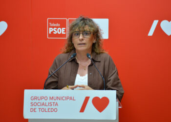 El PSOE reprocha a Velázquez que siga haciéndose fotos en obras proyectadas por Milagros Tolón y financiadas por el Gobierno de Pedro Sánchez