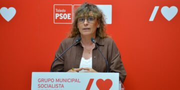 El PSOE reprocha a Velázquez que siga haciéndose fotos en obras proyectadas por Milagros Tolón y financiadas por el Gobierno de Pedro Sánchez