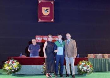El alcalde asiste a la graduación de la LXI promoción de Bachillerato del IES Padre Juan de Mariana