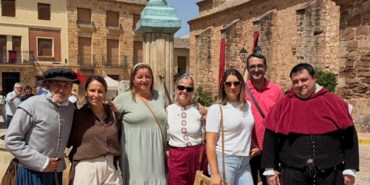 Arrancan con éxito en Villapalacios las jornadas ‘590 años de una historia común’ en torno  al Señorío de las Cinco Villas