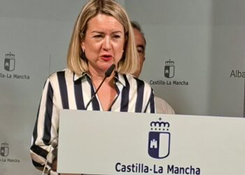 Llanos Valero asegura que el estado de la vía principal de acceso al Hueco de Los Chorros es “altamente peligroso e inestable”