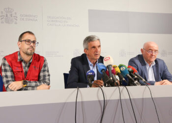 Sabrido destaca la total disposición de los medios para luchar en esta campaña de incendios