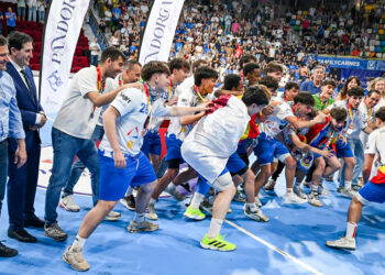 La Diputación de Ciudad Real muestra su apoyo al balonmano provincial y felicita al Colegio Marianistas tras proclamarse subcampeón de España juvenil