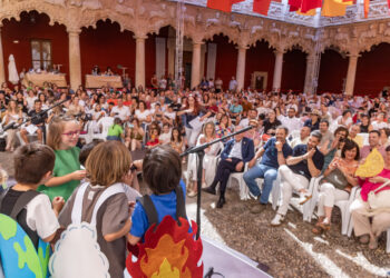 La alcaldesa de Guadalajara inaugura el 35º Maratón de los Cuentos con una llamada a mantener vivo “el fuego que une a través de las historias”