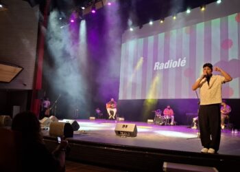 Un millar de personas disfrutaron de la música en español en el Festival Radiolé